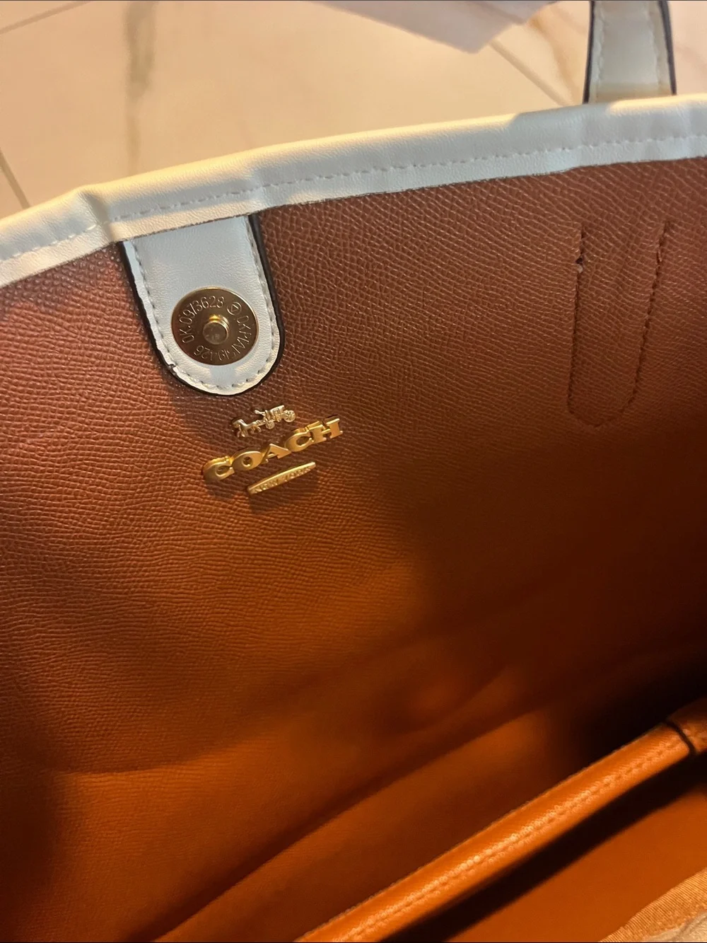 Coach classic tote